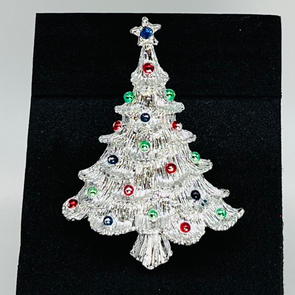 Vintage Gerry’s Christmas Tree/Holiday brooch/pin - Picture 1 of 8